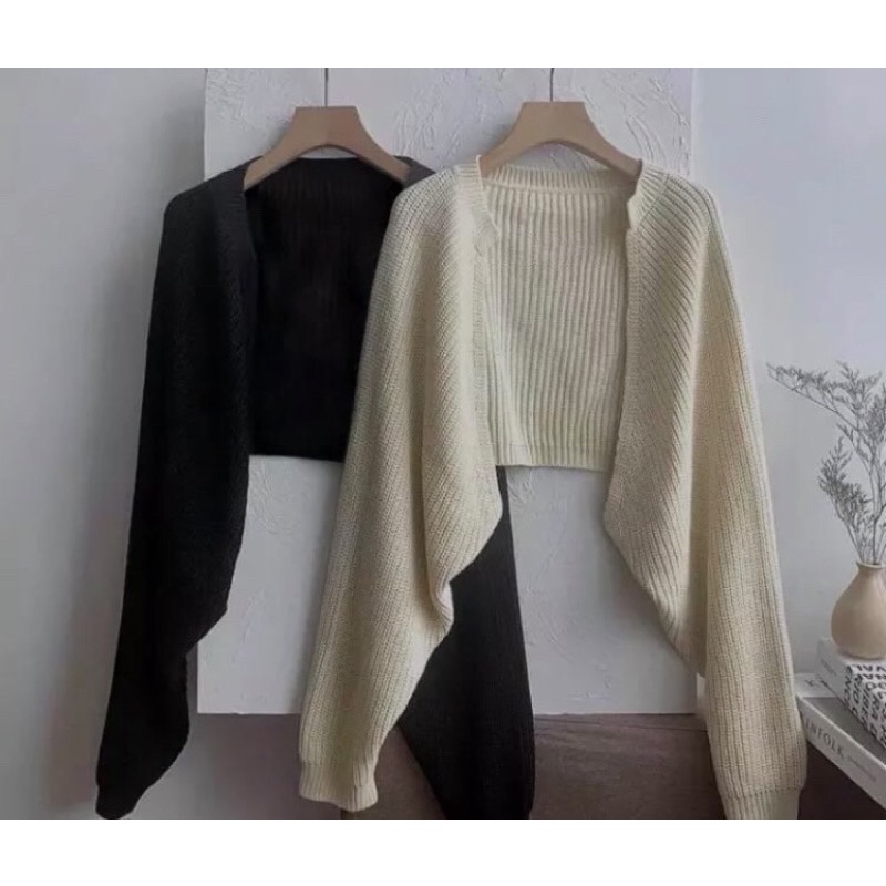 Khoác croptop len