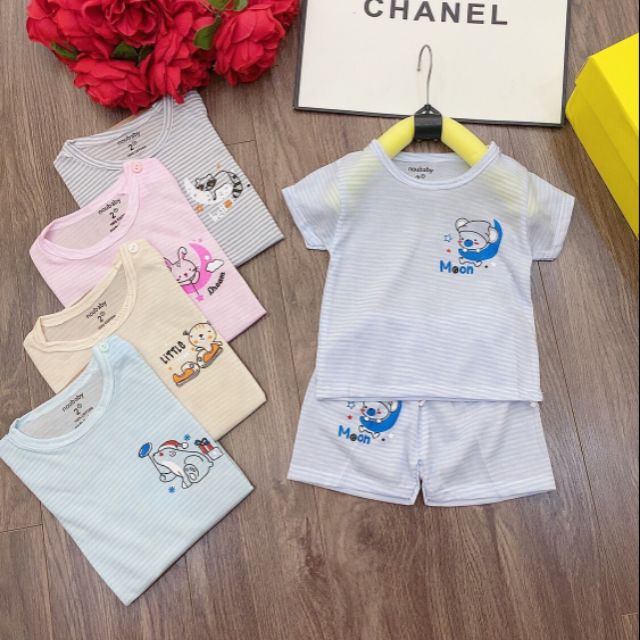 Bộ kẻ ngang cho bé