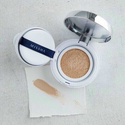 Phấn nước che khuyết điểm kiềm dầu Missha M Magic Cushion SPF 50+ PA+++ 15g | BigBuy360 - bigbuy360.vn