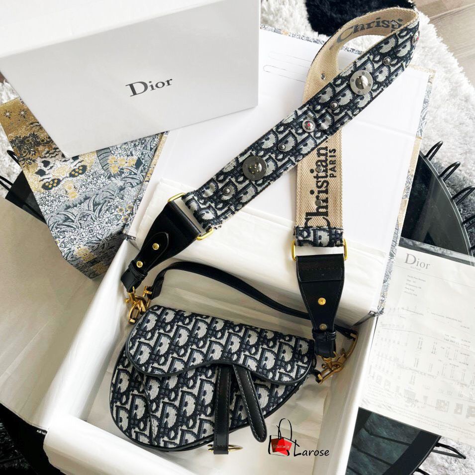 Túi D Yên Ngựa Kẹp Nách Bản 2 Dây Size 22