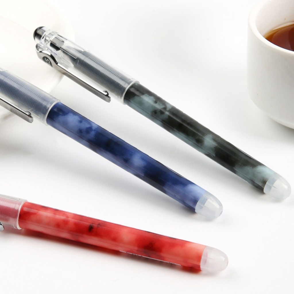 Bút gel Pilot P500 cỡ ngòi 0.5mm