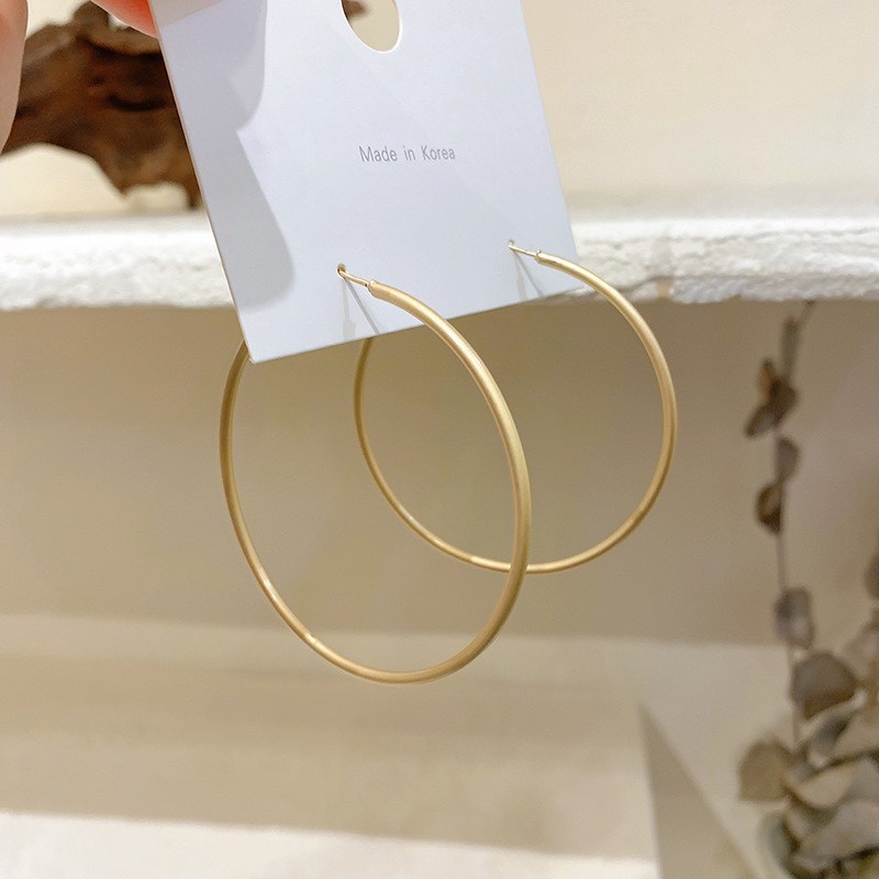 Khuyên tai tròn to bông tai khoen tròn bản vàng mờ siêu sang BT05