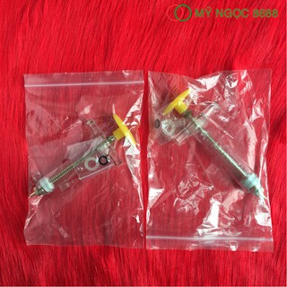 Xilanh đút bột cho chim non, thú cưng, trong suốt, có vạnh chia dung tích, có chốt ren để bơm chính xác, dễ thào lắp