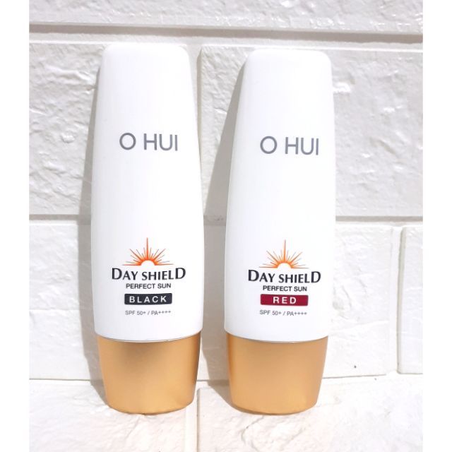 Kem chống nắng OHUI cải thiện nếp nhăn Perfect Sun back và red SPF50/PA+++ FULL 50ML