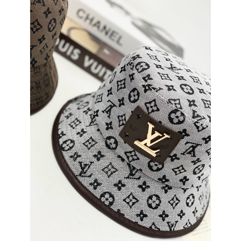 NÓN BUCKET LV TAG DA LOGO VÀNG VIỀN DA - TXGS N316