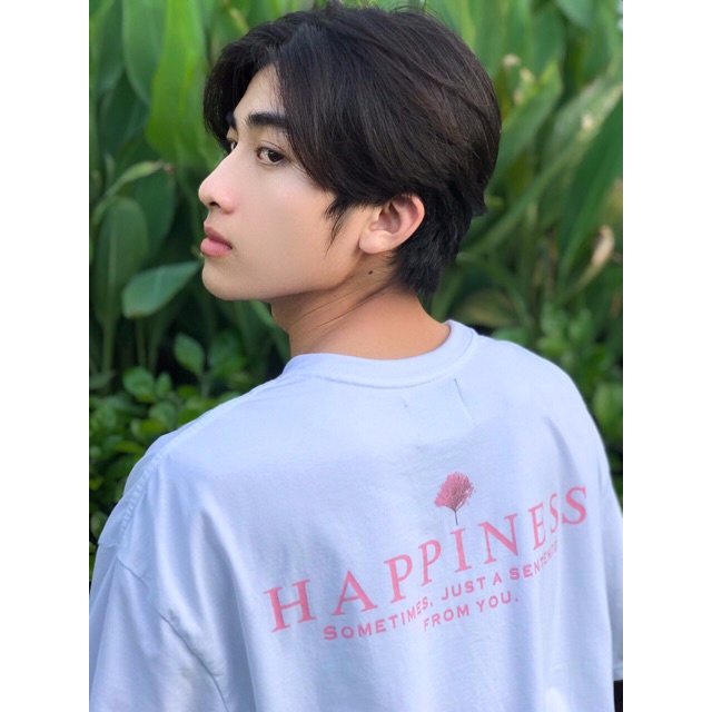 Áo thun cổ tròn form oversize , vải cotton 100% co dãn 4 chiều.