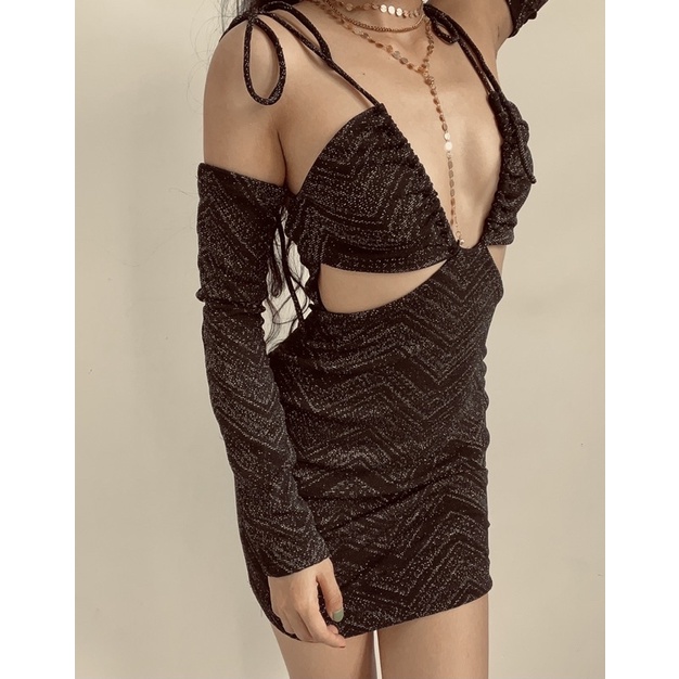 Đầm ôm body đi tiệc Siggae