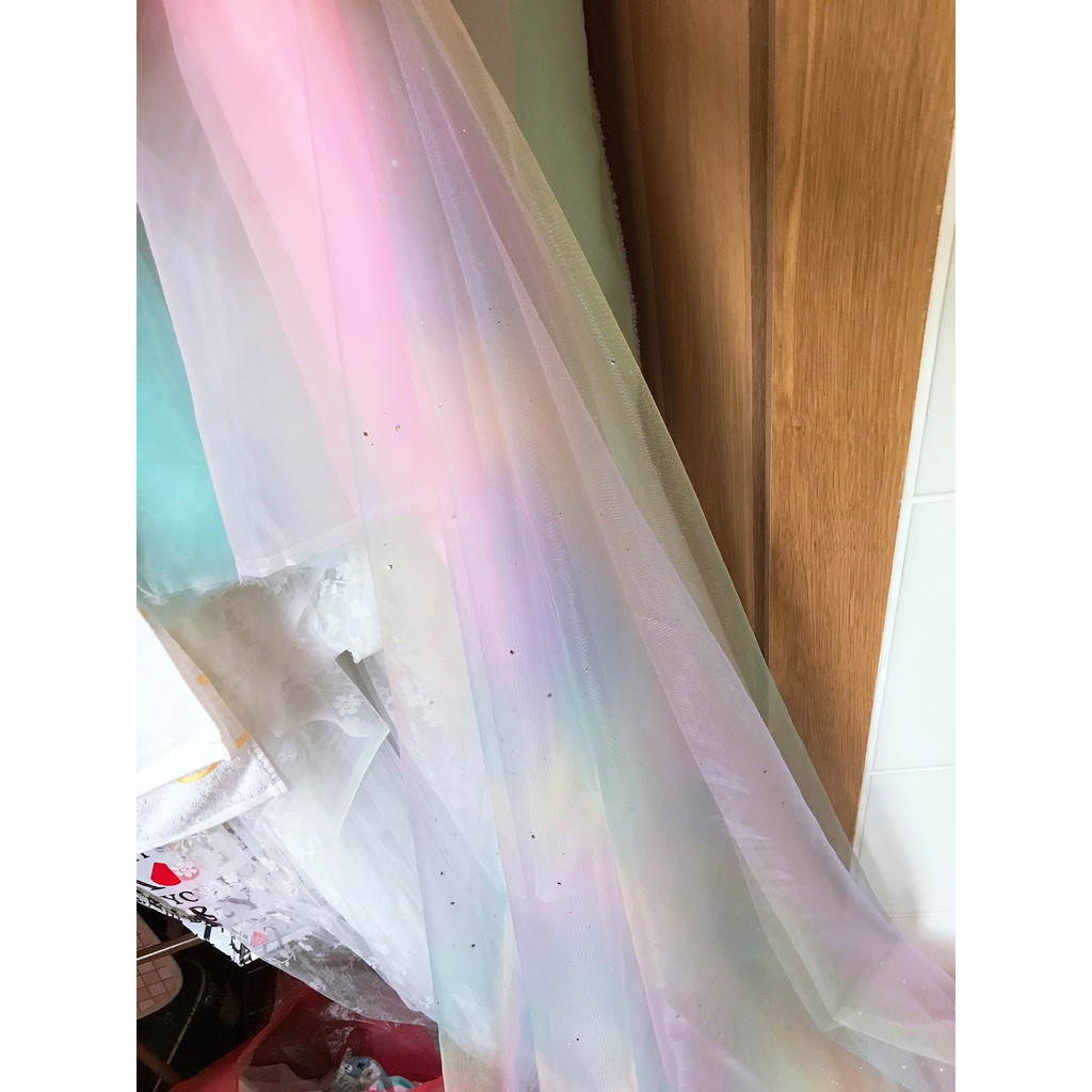 Vải lưới cầu vồng ombre 7 màu có gắn kim tuyến lấp lánh khổ 1m5
