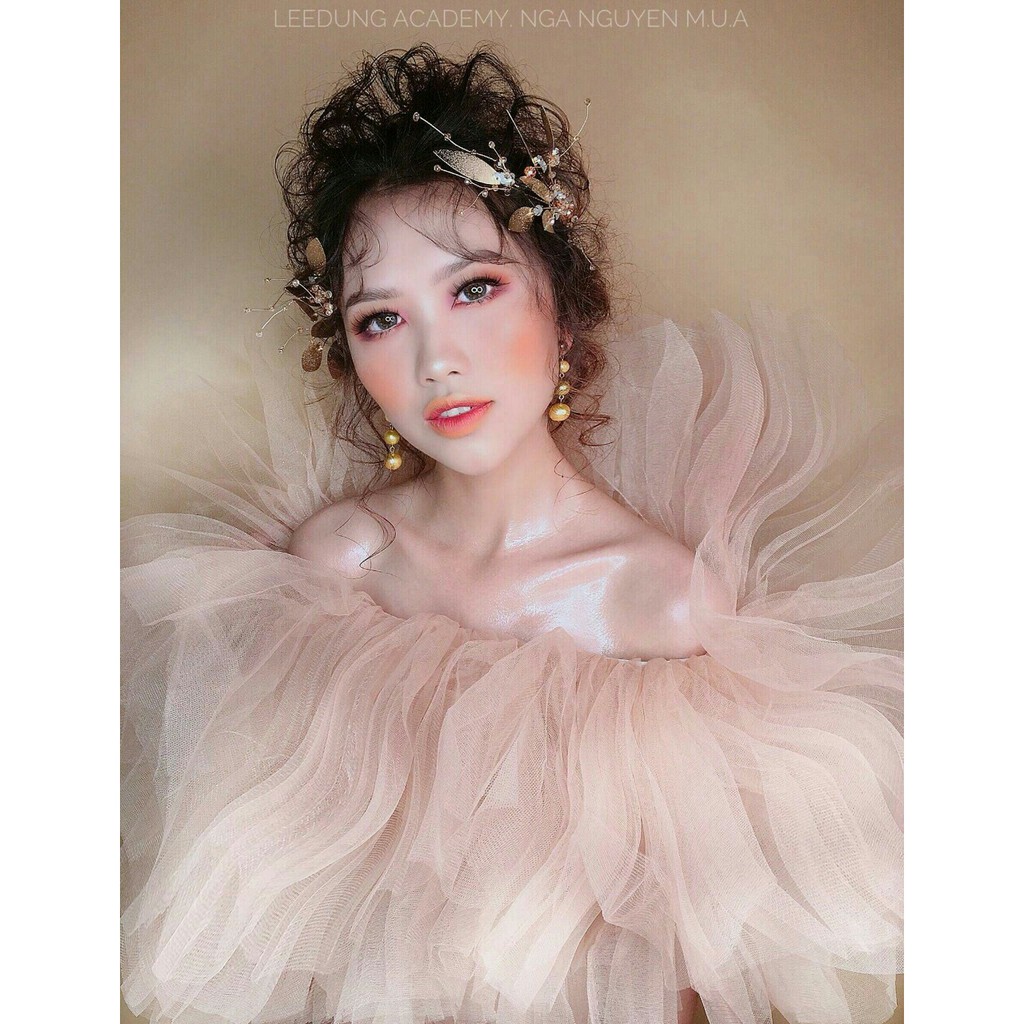 voan quây chun cô dâu