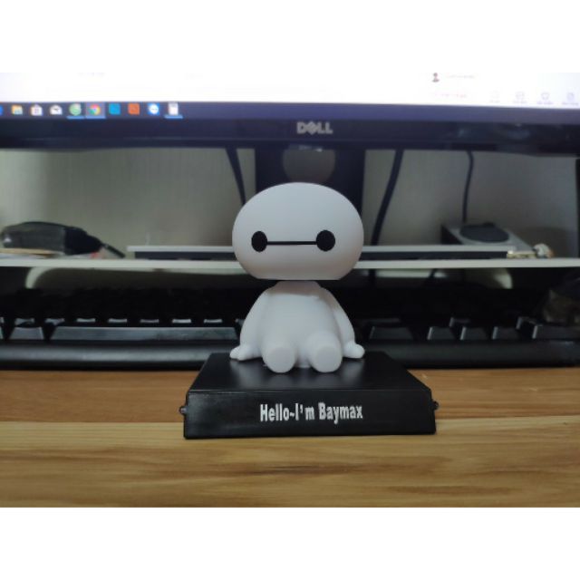 Mô hình Baymax lắc đầu