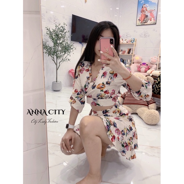 Set chân váy áo thắt nơ hở lưng - flower