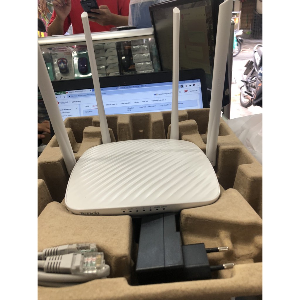 Phát Wifi ⚡ Free Ship ⚡ Bộ Phát Wifi TENDA F9 - 4 Anten - 300M -  Phát Sóng Xuyên Tường-   Chính Hãng Bảo H2nh 24 Tháng | BigBuy360 - bigbuy360.vn