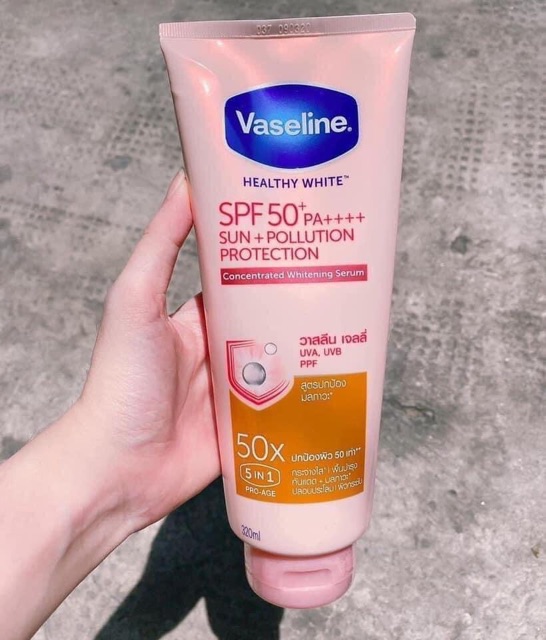 Sữa dưỡng thể Vaseline 50X chống nắng Healthy Bright SPF50+ PA++++ 320ml Thái Lan mẫu mới 2022