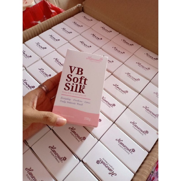 Dung Dịch Vệ Sinh VB Soft Silk Màu Hồng Hanayuki