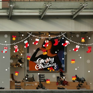 Decal dán tường , dán kính dây thả chiếc tất Noel 01