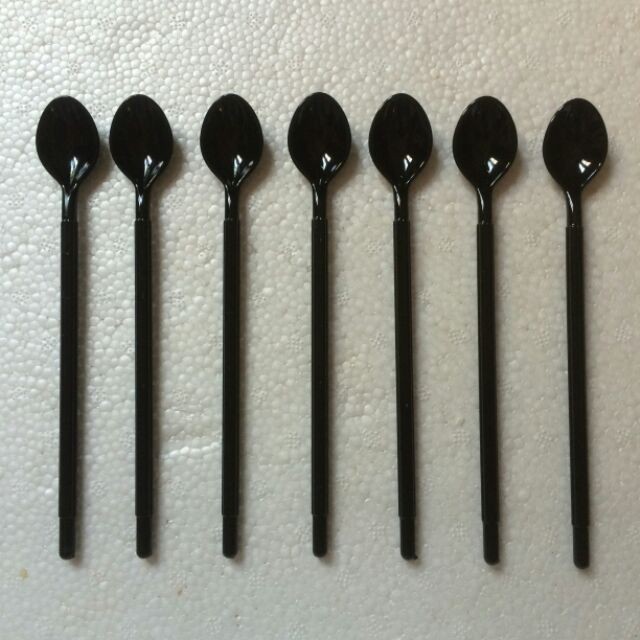 Giảm Giá Sốc - -Thìa ăn chè-Thìa sinh tố nhựa màu đen (1 cái) | muỗng sinh tố đen nhựa-Thìa Nhựa Fip -Shop011990