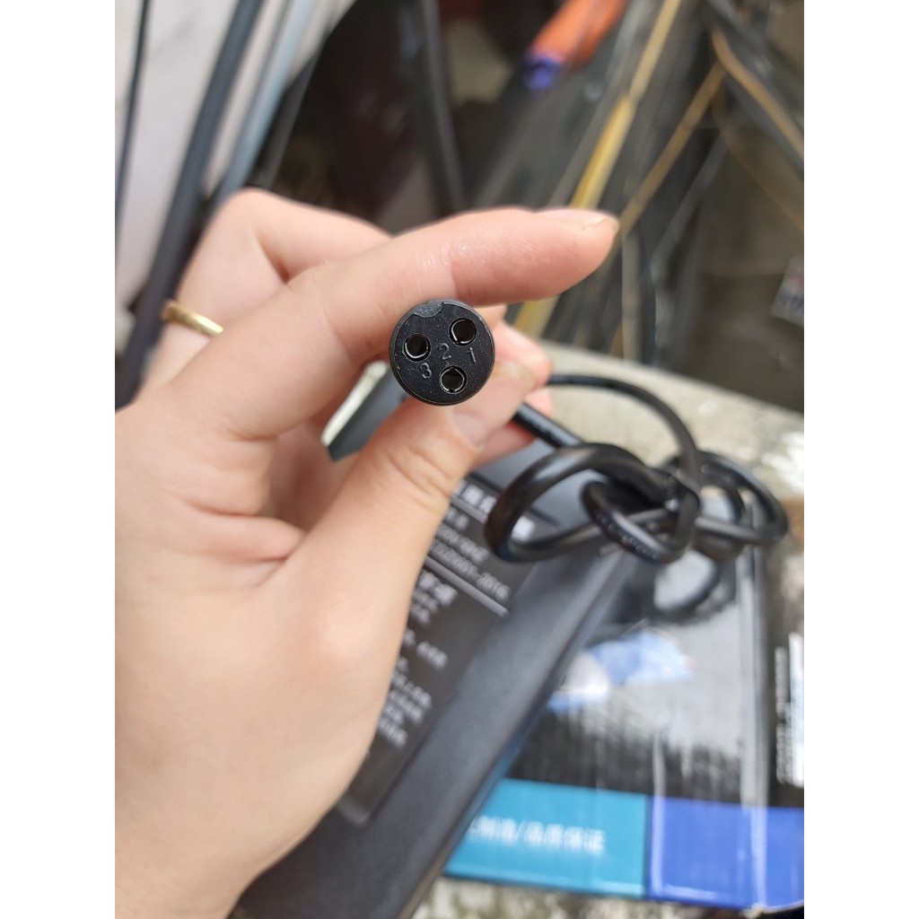 Sạc Xe Đạp Điện dùng Pin Lithium 36V 2A loại tốt