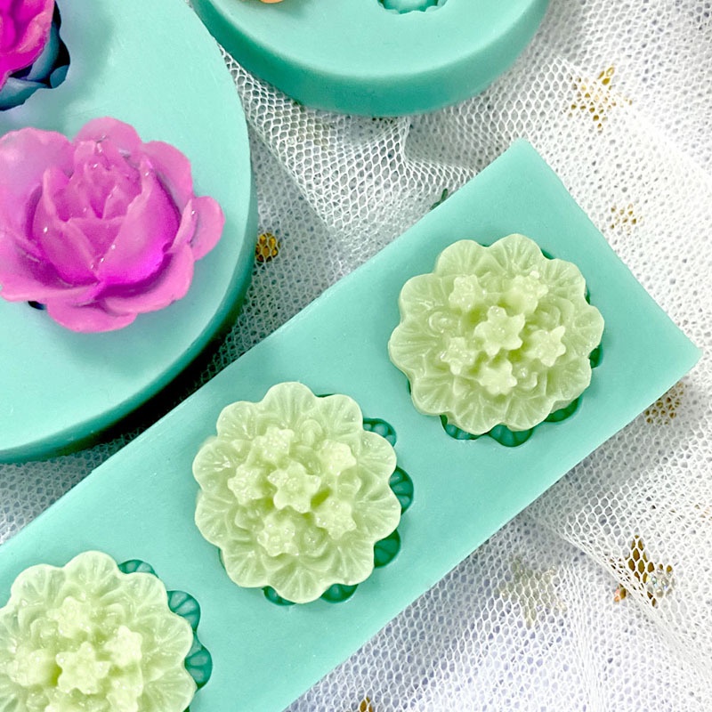 Khuôn Silicone Tạo Hình Làm Bánh Kẹo Hình Hoa Trái Tim DIY