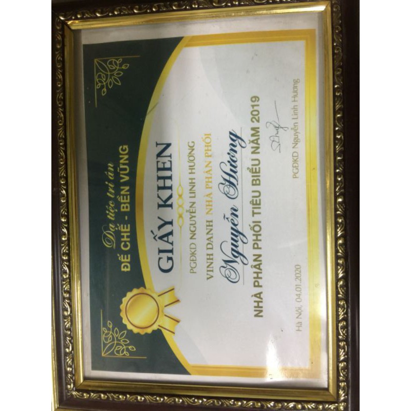 Nước hoa nữ cao cấp