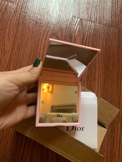 Gương đèn led Dior