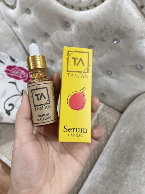 Serum dầu gấc Tâm An giúp da sáng khoẻ dứt điểm khô nẻ