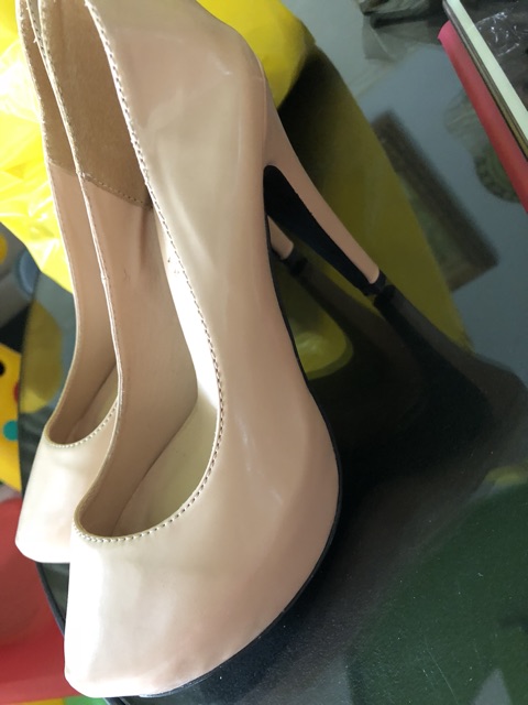 Sale giày Zara Basic màu Nude + đầm