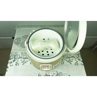 Nồi cơm điện Sanyo ECJ-SP18B 1.8L