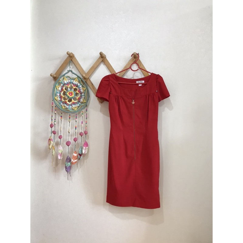 Pass đầm Elise đỏ