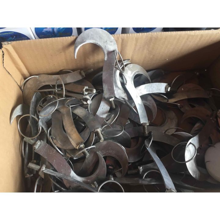 Móc Liềm - Móc Liềm Có Chân Xoáy Vào Cán Xoáy Chặt