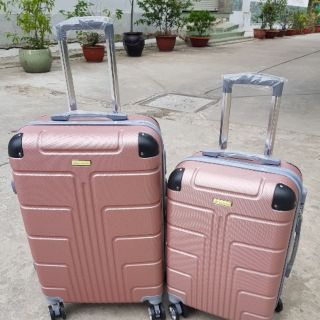 Va-li chất liệu nhựa