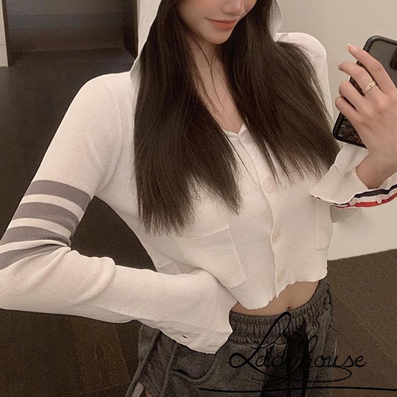 Áo khoác dài tay cổ chữ V họa tiết kẻ sọc có túi dành cho nữ