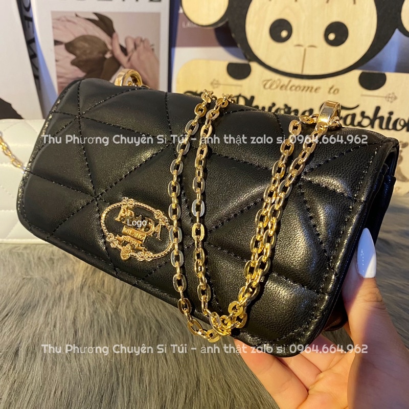 Túi đeo chéo, kẹp nách, đeo vai logo Pra.da trần ô to lót đỏ hàng chuẩn đẹp (ảnh thật shop chụp kèm video)