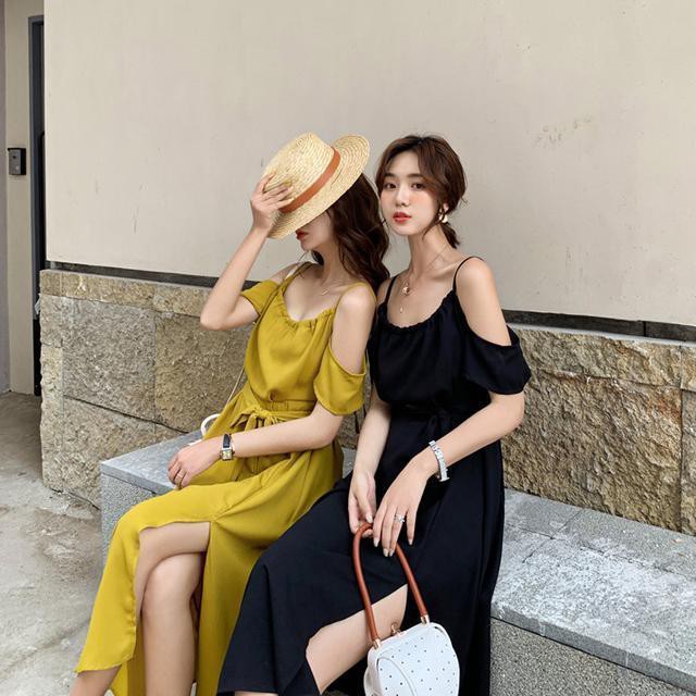 Mùa hè 2021 phong cách mới Hồng Kông phối đồ kỳ nghỉ sling váy hở vai lưng đầm nữ