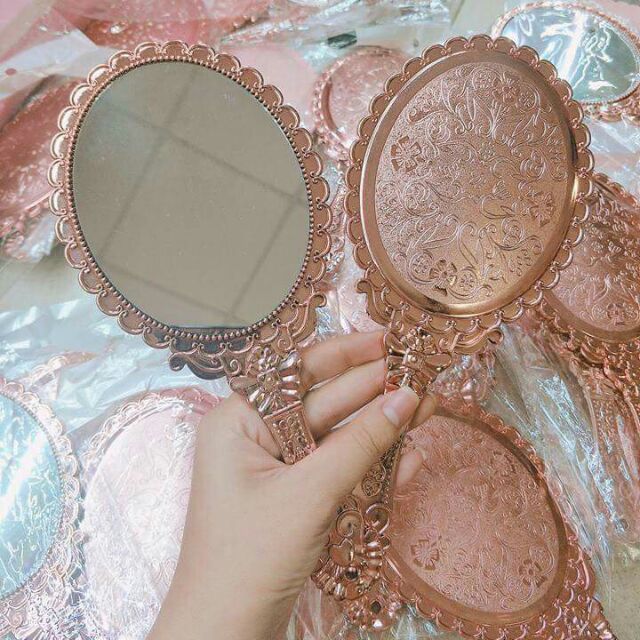 Gương cầm tay
