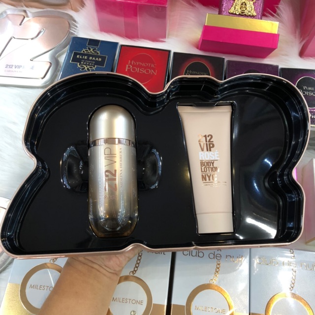 Set Nước Hoa Nữ 212 Vip Rose 80ml