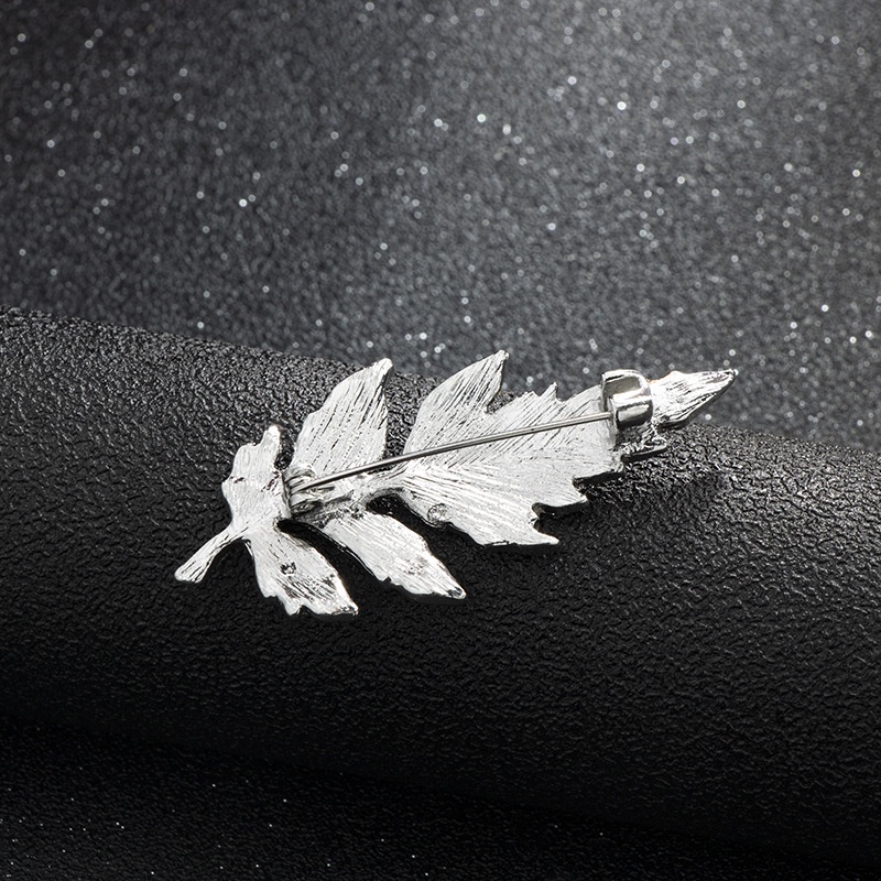 Ghim cài áo Vest hình chiếc lá, Lapel Pin thời trang GH-419