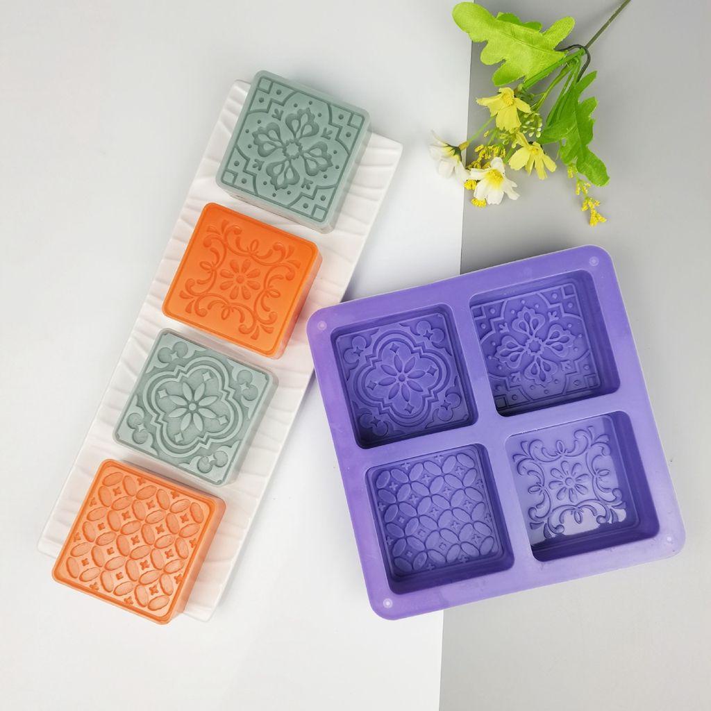 Khuôn Silicone Làm Bánh Trung Thu 4 Ngăn Tiện Dụng