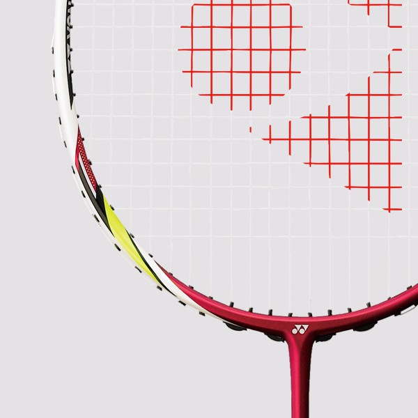 Một vợt cầu lông ARCSABER 11 cao cấp
