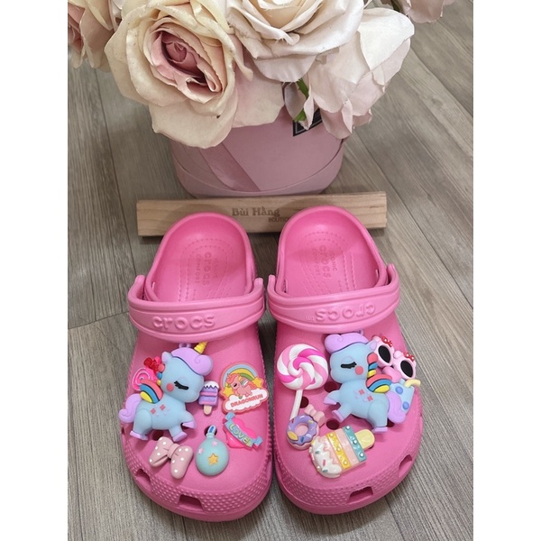 Dép Cờ róc xuất dư xịn full charm tên