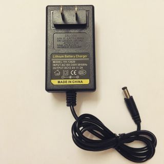 Sạc lion 12.6v 2a.dùng cho sạc pin lion.