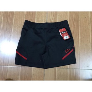 Quần cầu lông Lining nữ 100% chất thun poly.