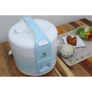 Nồi Cơm Điện Electrolux ERC3205 - 1.8L
