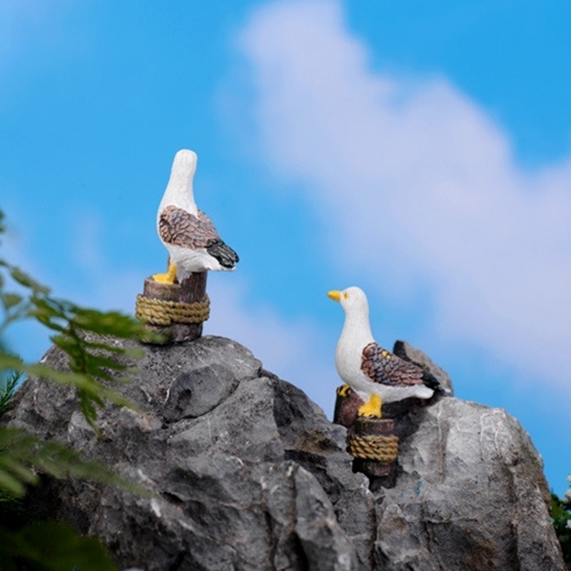 Set 2 mô hình chú chim biển dùng trang trí sân vườn