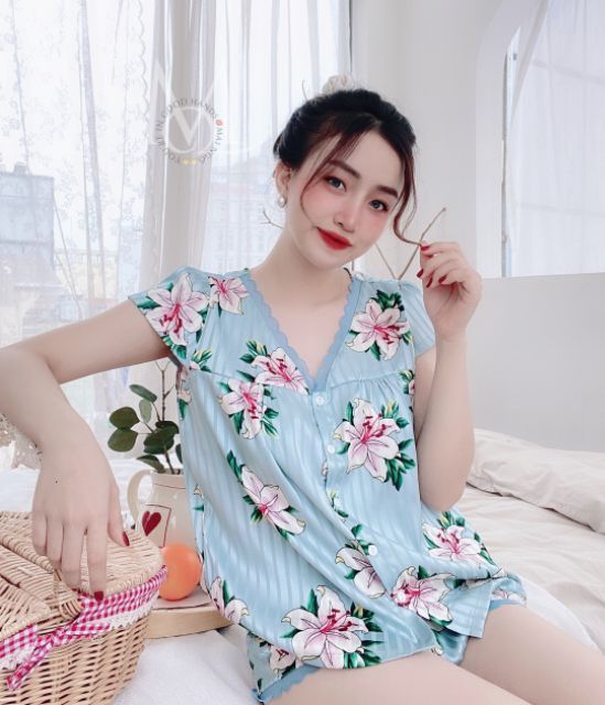 BỘ SỌT CỔ V GẤM MAI NGÔ | BigBuy360 - bigbuy360.vn