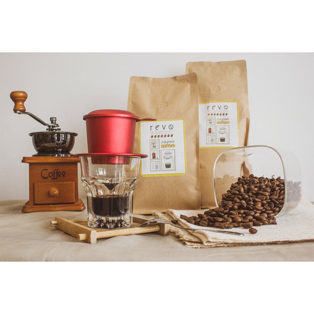 Cà Phê Rang Xay Nguyên Chất Revo Saigon Retro - 100% Robusta - Chuyên dùng pha phin - gói 500gr | BigBuy360 - bigbuy360.vn