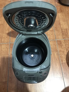 NỒI CƠM ĐIỆN NỘI ĐỊA NHẬT