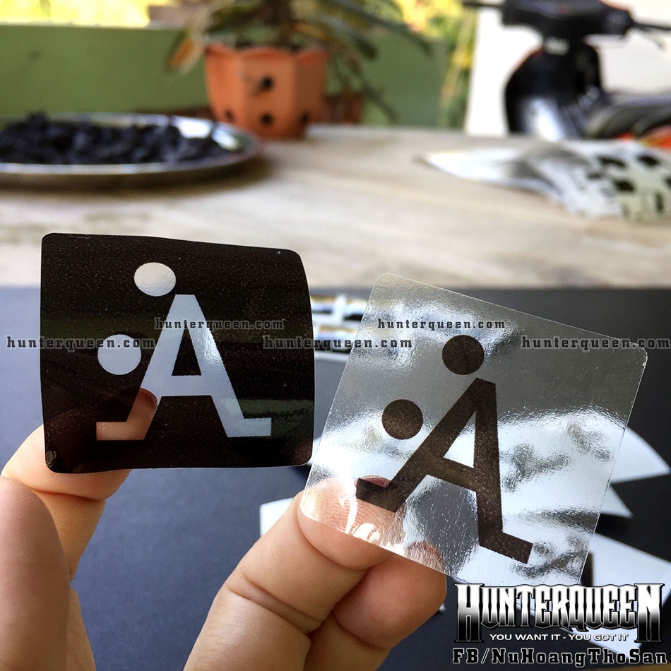Combo 4 logo chữ AA [4 x 4cm] bựa nhân trong suốt xuyên thấu. Decal cao cấp chống nước không bay màu
