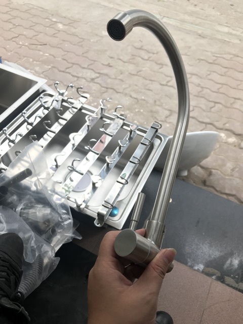 Vòi lạnh SUS 304 cho chậu rửa bát cần cứng | BigBuy360 - bigbuy360.vn