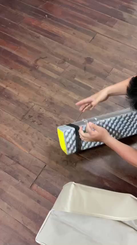 Thảm trải lều, thảm xốp văn phòng, thảm xốp cắm trại, thảm leo núi cá nhân gập gọn siêu nhẹ chỉ 400gram kèm tùi đựng. | BigBuy360 - bigbuy360.vn