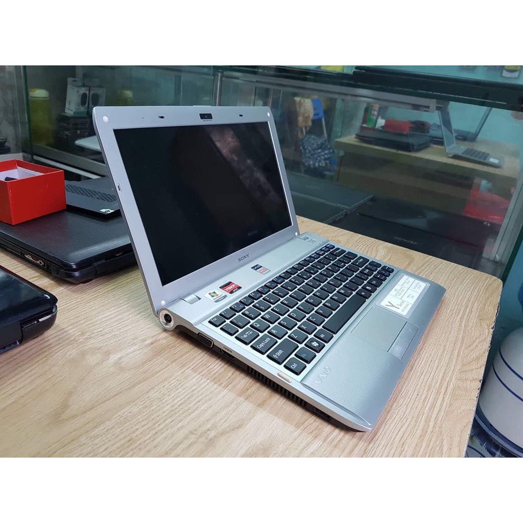 Laptop Mini Đẳng Cấp Sony Vaio 11inch VPCYB Ram 4gb / ổ SSD / Màn 11inch Tặng Phụ Kiện